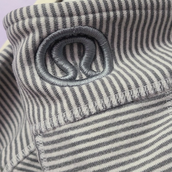 Sweater - Picture 3 of 3